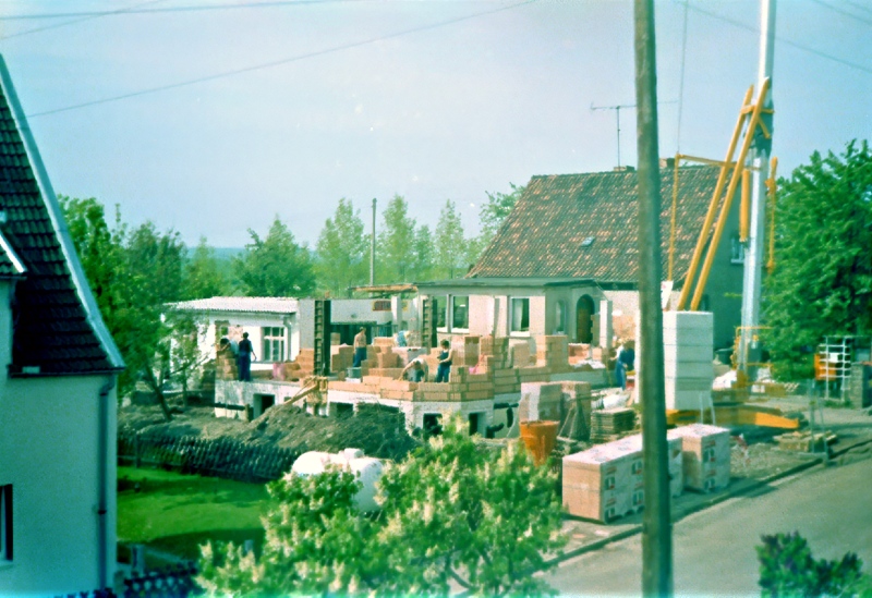 Umbau des Getränkestützpunktes zu einem Gasthaus mit Pension