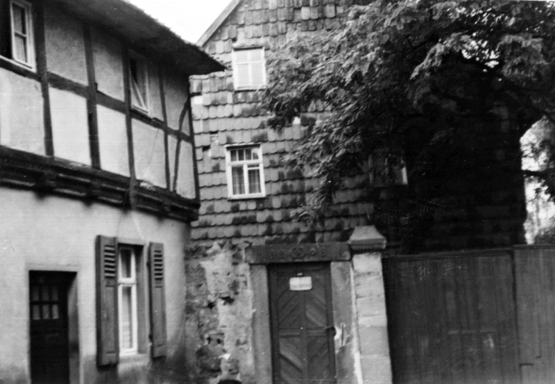 Westseite vom Pfarrhaus 1971